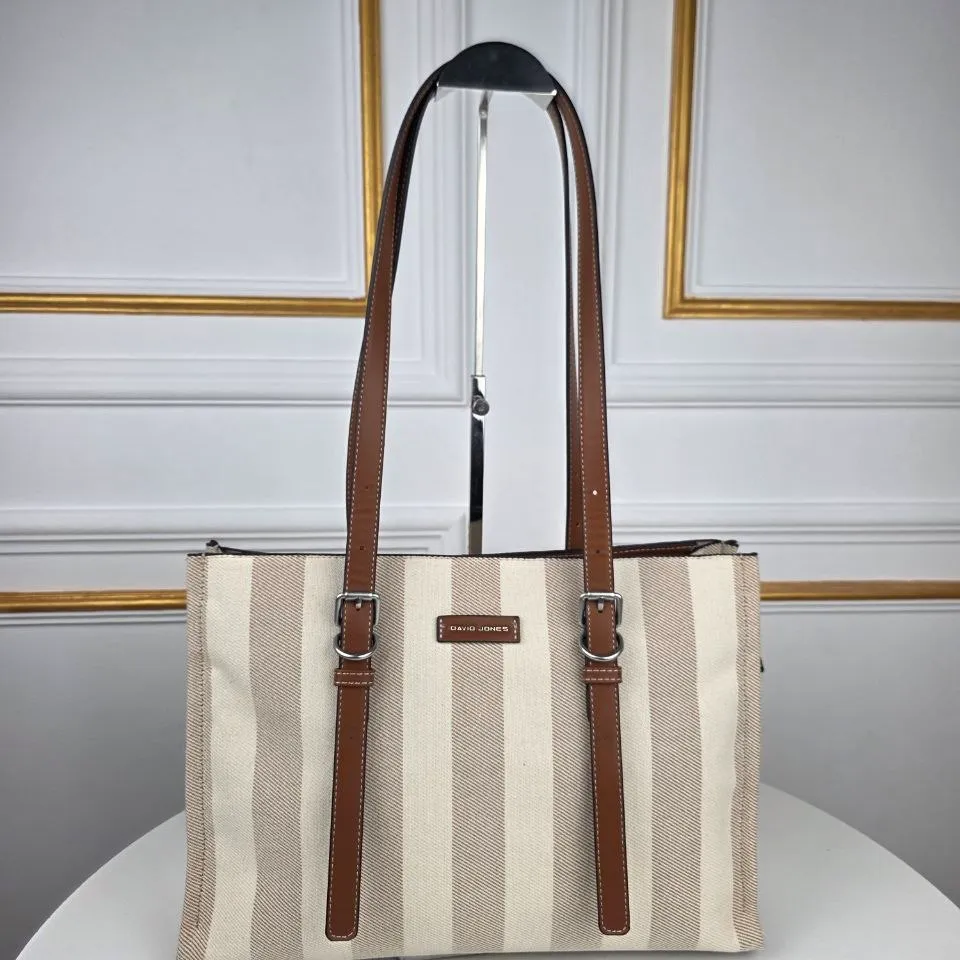 David Jones Paris – zolaqlı çiyin çantası